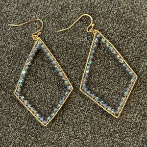 Women’s Dangly Earrings - gold w/ iridescent beading